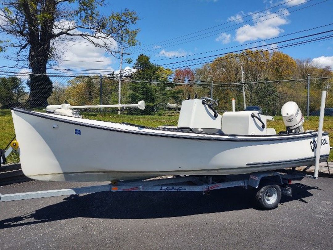 High-Performance Carbon Skiff