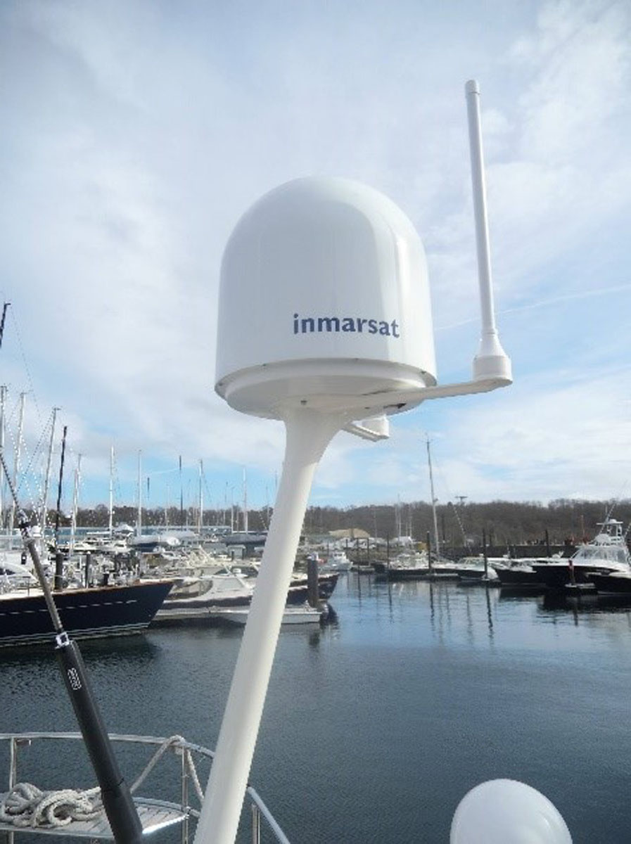 clear carbon and components US contract carbon fiber manufacuturer