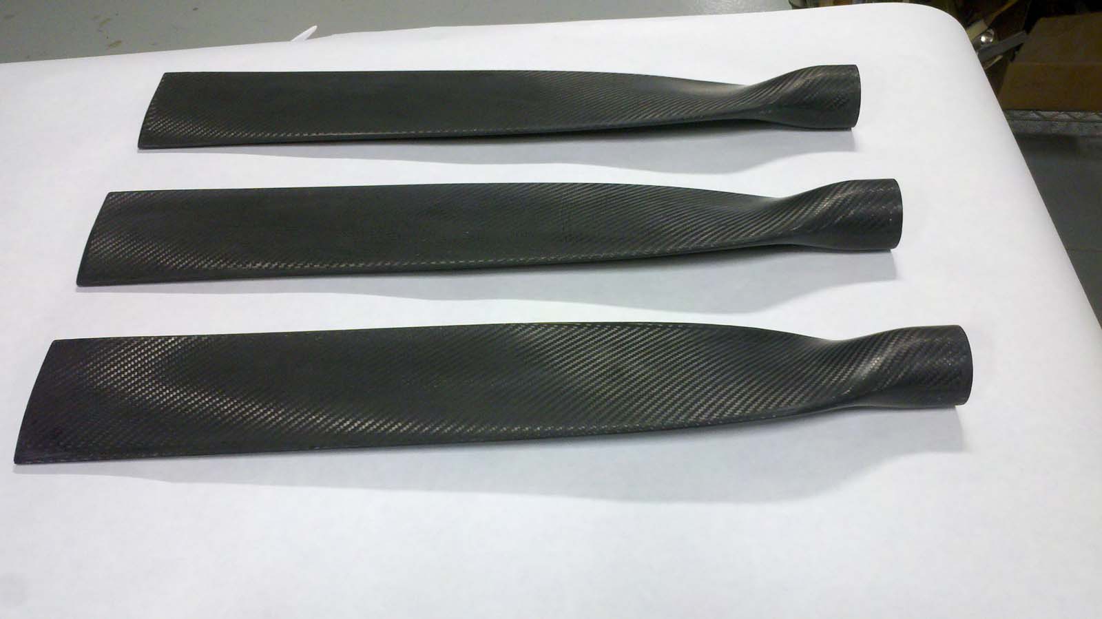 clear carbon and components US contract carbon fiber manufacuturer